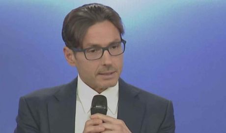 Mediaset cambia di nuovo i palinsesti: riparte uno degli show più attesi su Canale 5