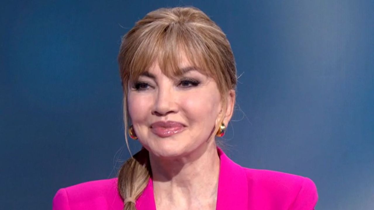 Rai, la nuova Canzonissima di Milly Carlucci rischia di non partire: cosa succede