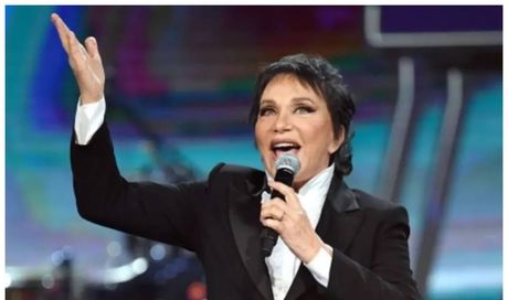 Angela Brambati: età, chirurgia, marito e figli, dove vive. Le curiosità sulla cantante de I Ricchi e Poveri