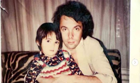Lutto per Csaba dalla Zorza: il ricordo del padre e la forza di un addio intimo