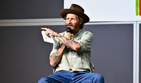 A che ora ci sarà Jovanotti a Sanremo 2025, cosa farà e con chi?