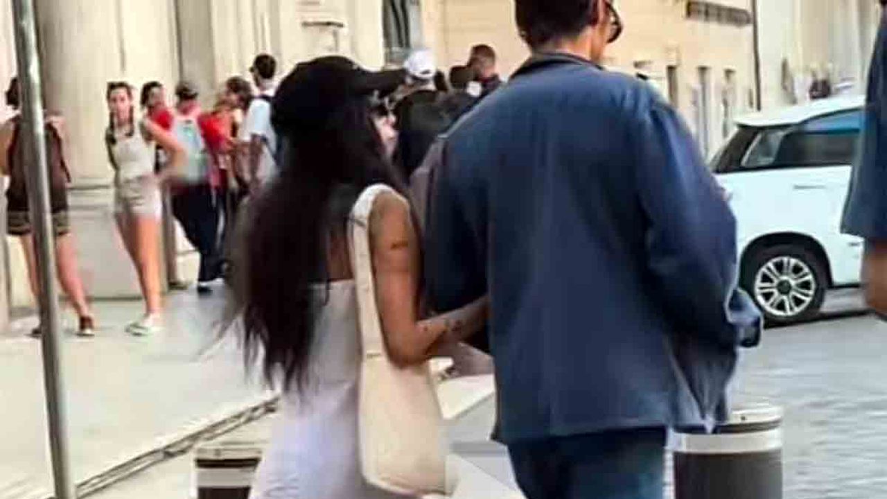 Harry Styles e Zoe Kravitz, nuovo amore? Avvistati insieme tra Londra e Roma