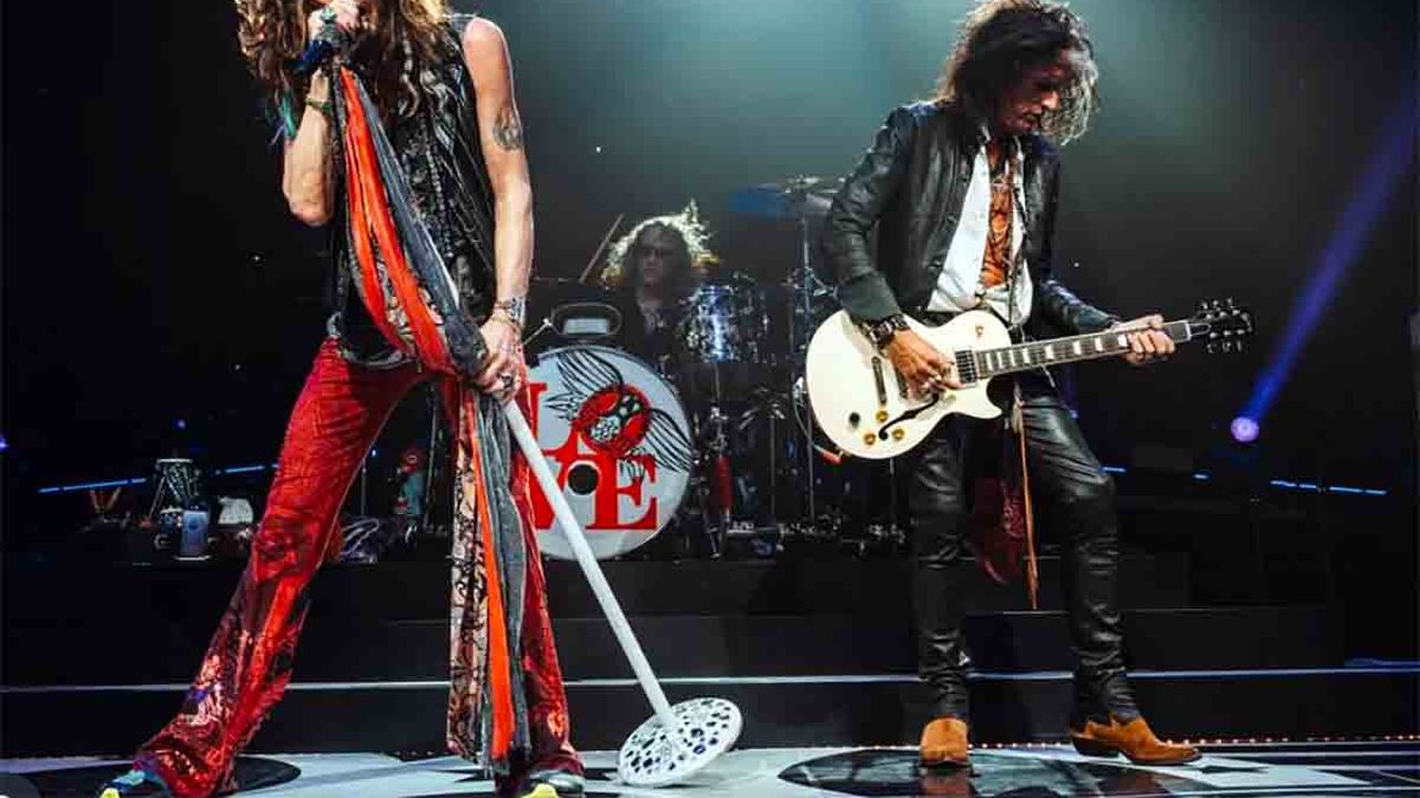 Aerosmith, Joe Perry frena sull’idea di un ritorno: “Steven Tyler non vuole e non può fare un tour”