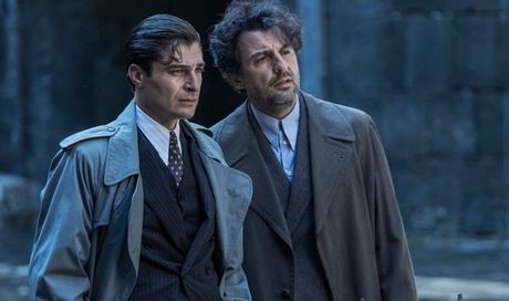 Il Commissario Ricciardi, nuova stagione: data di inizio, novità. Lino Guanciale: “Mi ha cambiato come mi cambiano le persone che amo”