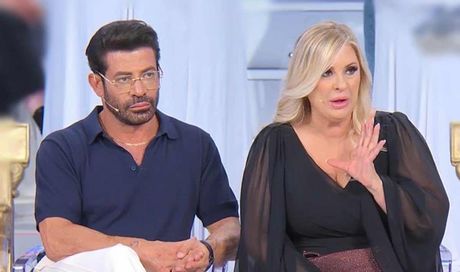 Uomini e Donne, ma quanto guadagnano Tina e Gianni?