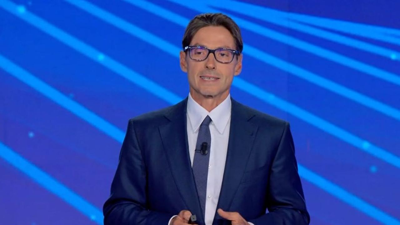 La soap turca più amata rischia di essere sospesa a settembre: rivoluzione palinsesti settembre