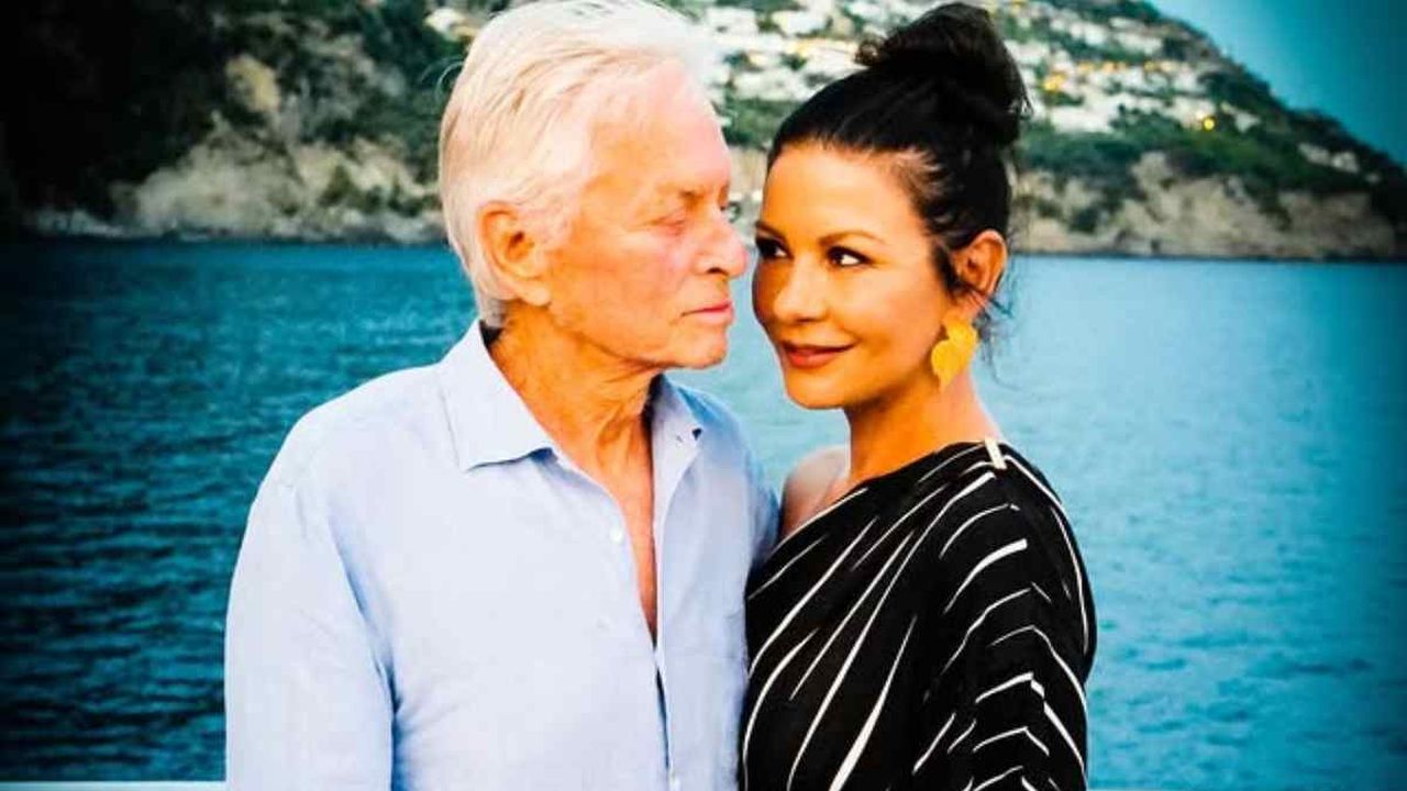 Catherine Zeta Jones: età, il ricovero in clinica psichiatrica, il tumore alla lingua del marito, figli e patrimonio