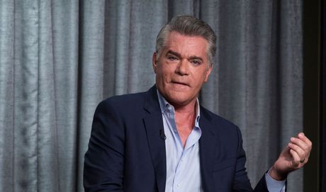 E’ morto Ray Liotta: 10 film, citazioni e curiosità per ricordare l’attore di “Quei bravi ragazzi”