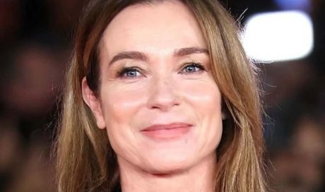 Stefania Rocca dal set al debutto alla regia: dove vive oggi l’attrice