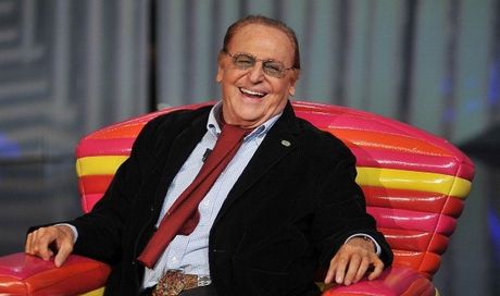 La lettera del Cdr del Tg1 a Fiorello, Renzo Arbore, Indietro tutta e il Tg2 della notte