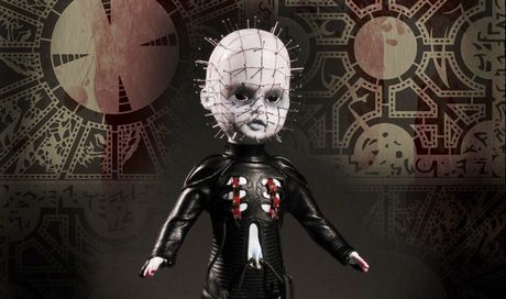 Hellraiser III: la bambola “Living Dead Dolls” di Pinhead