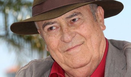 Bertolucci sulla carrozzella ci dice dove ci andiamo a nascondere