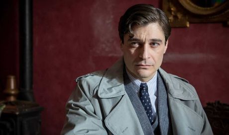 Lino Guanciale, intervista esclusiva a TvBlog: “Il Commissario Ricciardi è stato il punto di svolta, mi ha messo davanti al sogno e all’incubo di ogni attore”