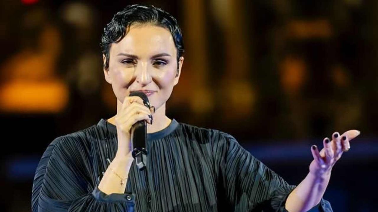 Arisa: età, dove vive, gli studi, la malattia, nuovo fidanzato e ex famosi, i ritocchi estetici