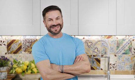 Renato Aldovino torna ai fornelli su Food Network: messa in onda e dettagli del nuovo format “Renato, Mammeta e tu”