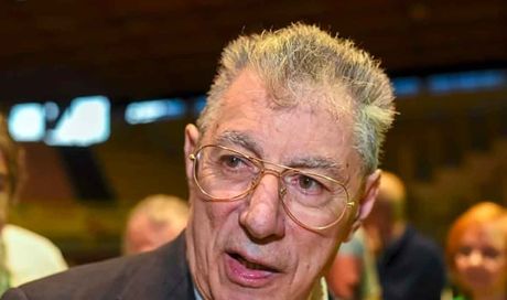 È morto Umberto Bossi, fondatore della Lega: aveva 84 anni, sognava Tele Padania