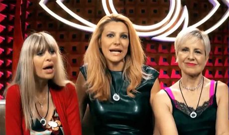 Grande Fratello Vip, nona puntata: esce Blu, entrano le regine e si comincia a capire chi andrà in finale | La sintesi e le pagelle