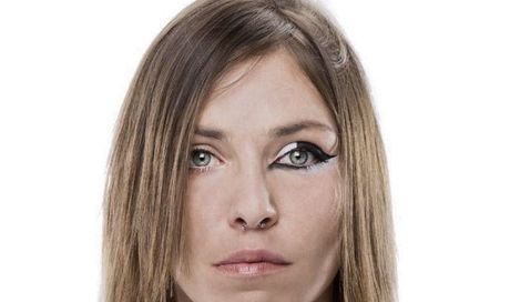 Loredana Errore, Nuovi giorni da vivere è il nuovo singolo: testo e video