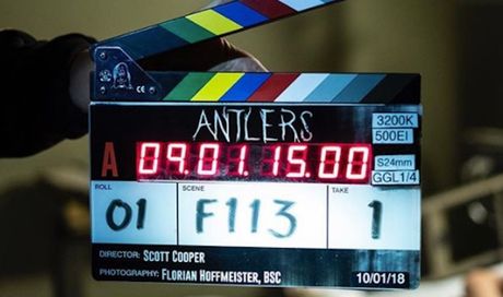 Antlers: nuove foto dal set del film horror prodotto da Guillermo Del Toro