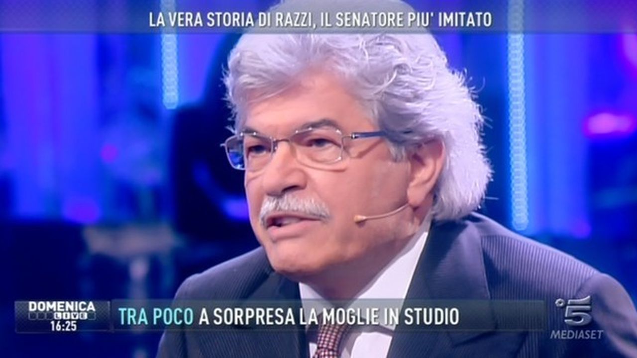 Domenica Live, il processo di canonizzazione di Antonio Razzi e i danni della finta satira