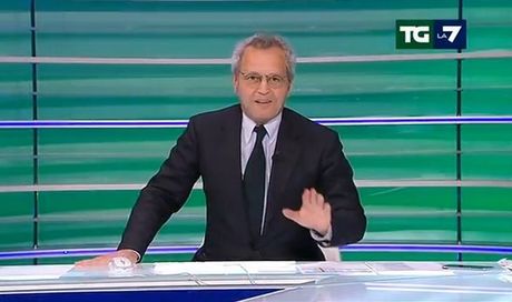 Tg La7, Mentana senza fiato: “Non ce la faccio a leggere i titoli” (VIDEO)