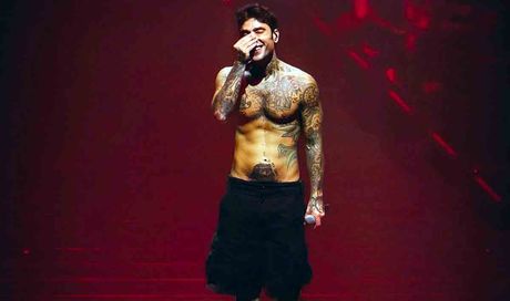 Fedez lascia i social: “Parlerò solo con musica e progetti creativi”