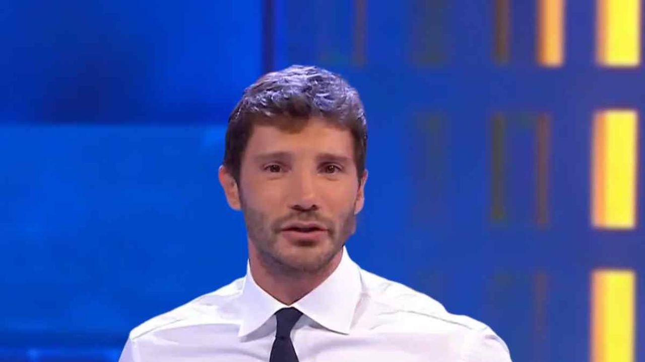 Perché la Rai ha cambiato idea su Stefano De Martino: il dietrofront