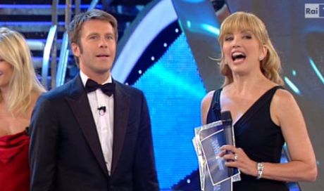 Ascolti Tv Sabato 11 settembre 2010: Miss Italia vince con 3,5 mln, What women want a 2 mln. Bene Cold Case, flop Lie to me