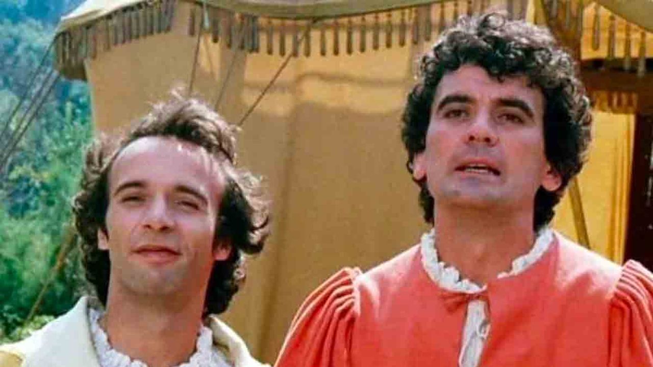 Non ci resta che piangere, il ritorno in tv del cult di Benigni e Troisi: curiosità e segreti del film