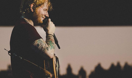 Ed Sheeran, il Divide Tour è da record: incassi più alti di sempre, battuti gli U2