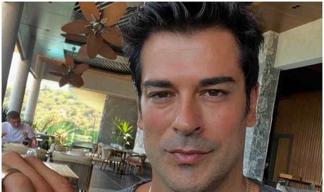 Endless Love, l’attore Burak Özçivit e la foto con la moglie Fahriye Evcen