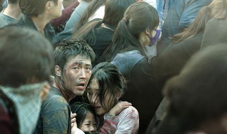 The Flu: locandine e immagini del virus-thriller coreano