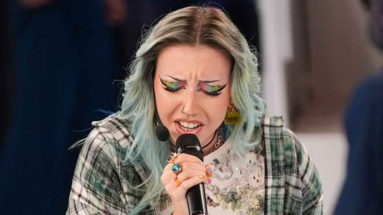 Amici 25, chi è Valentina Pesaresi: età, dove vive, fidanzato, Instagram. Tutto su di lei