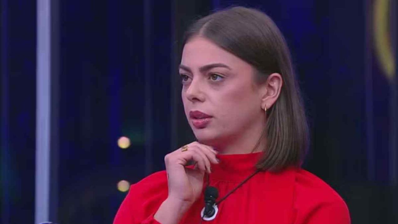 Grande Fratello, chi è Benedetta Stocchi: età, dove vive, lavoro, studi, vita privata. Tutto su di lei