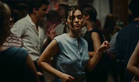 La Scelta di Anne – L’Événement: prima clip in italiano del film Leone d’oro a Venezia