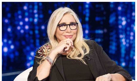 “Mara Venier furiosa con la Rai”. Cosa sta succedendo