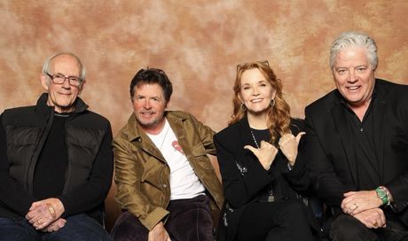 Ritorno al futuro: foto e video della reunion del cast alla Fan Expo 2023 di Portland