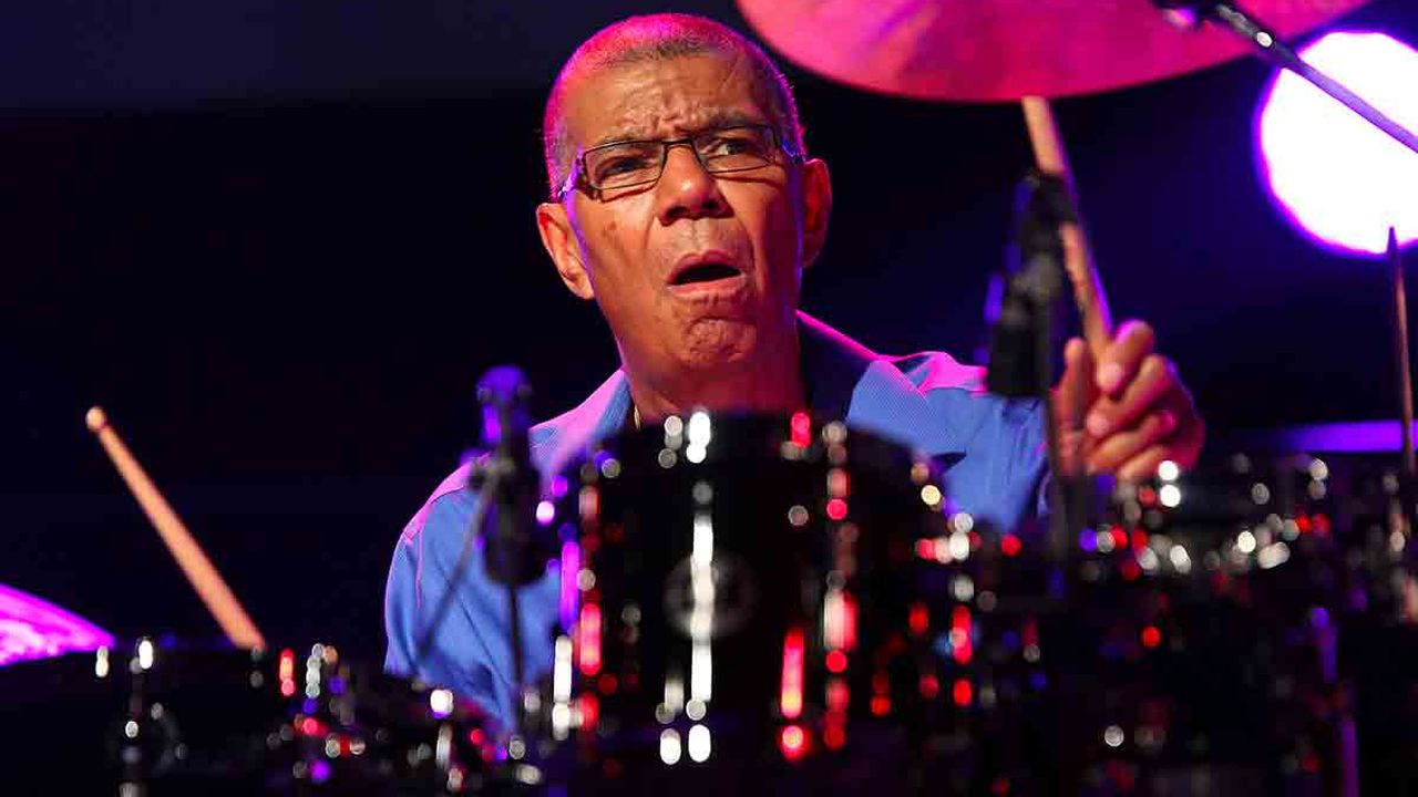 L’ultimo assolo di Jack DeJohnette, lo stregone del ritmo che cambiò il jazz