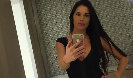 Antonella Mosetti a Blogo: “In tv non per scaldare sedia, meglio dietro le quinte. Simona Ventura mi licenziò da Quelli che, ma poi mi propose L’isola”