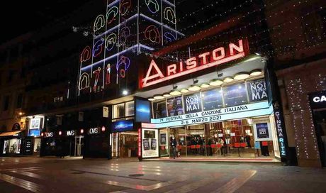 Sanremo, addio al teatro Ariston? La nuova indiscrezione cambia tutto
