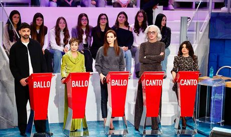 Amici 25, anticipazioni puntata 15 febbraio: tre al Serale, torna Todaro | Il caso Valentina, un  crollo inatteso