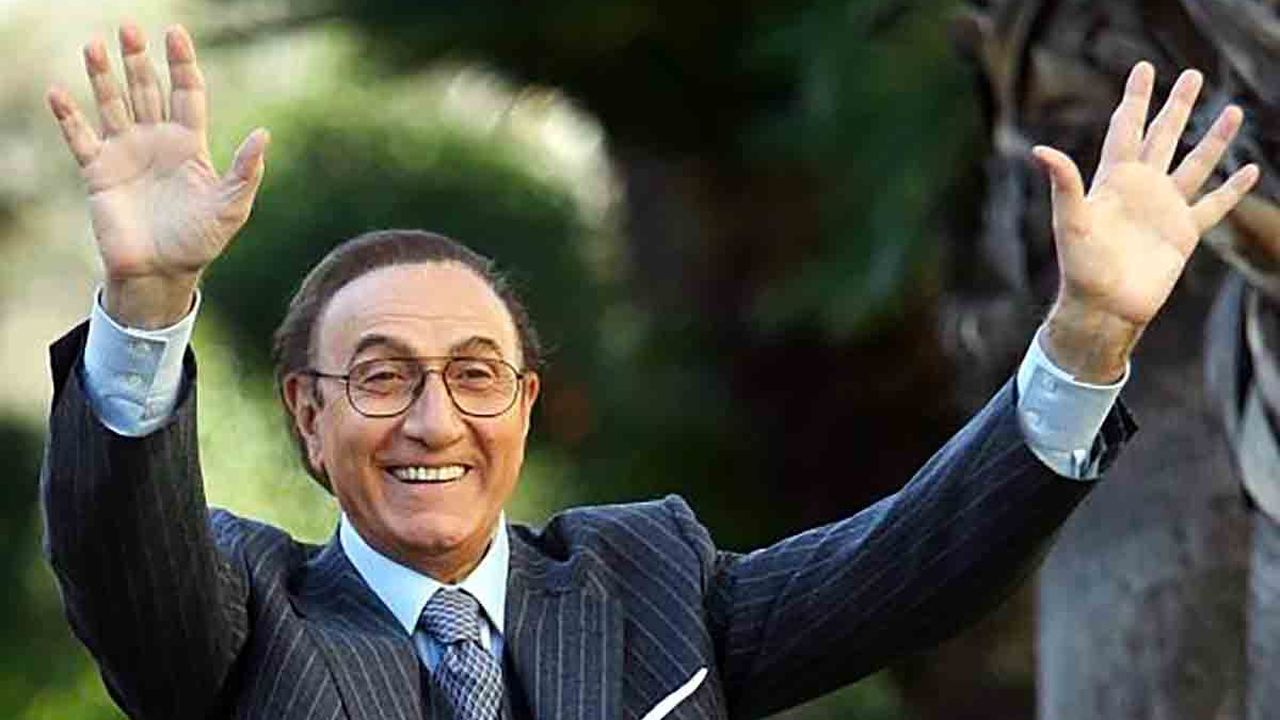 Pippo Baudo e la musica: una vita tra note, scoperte e palcoscenici