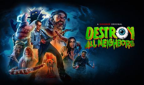 Destroy All Neighbors: trailer della commedia horror con Alex Winter in arrivo su Shudder