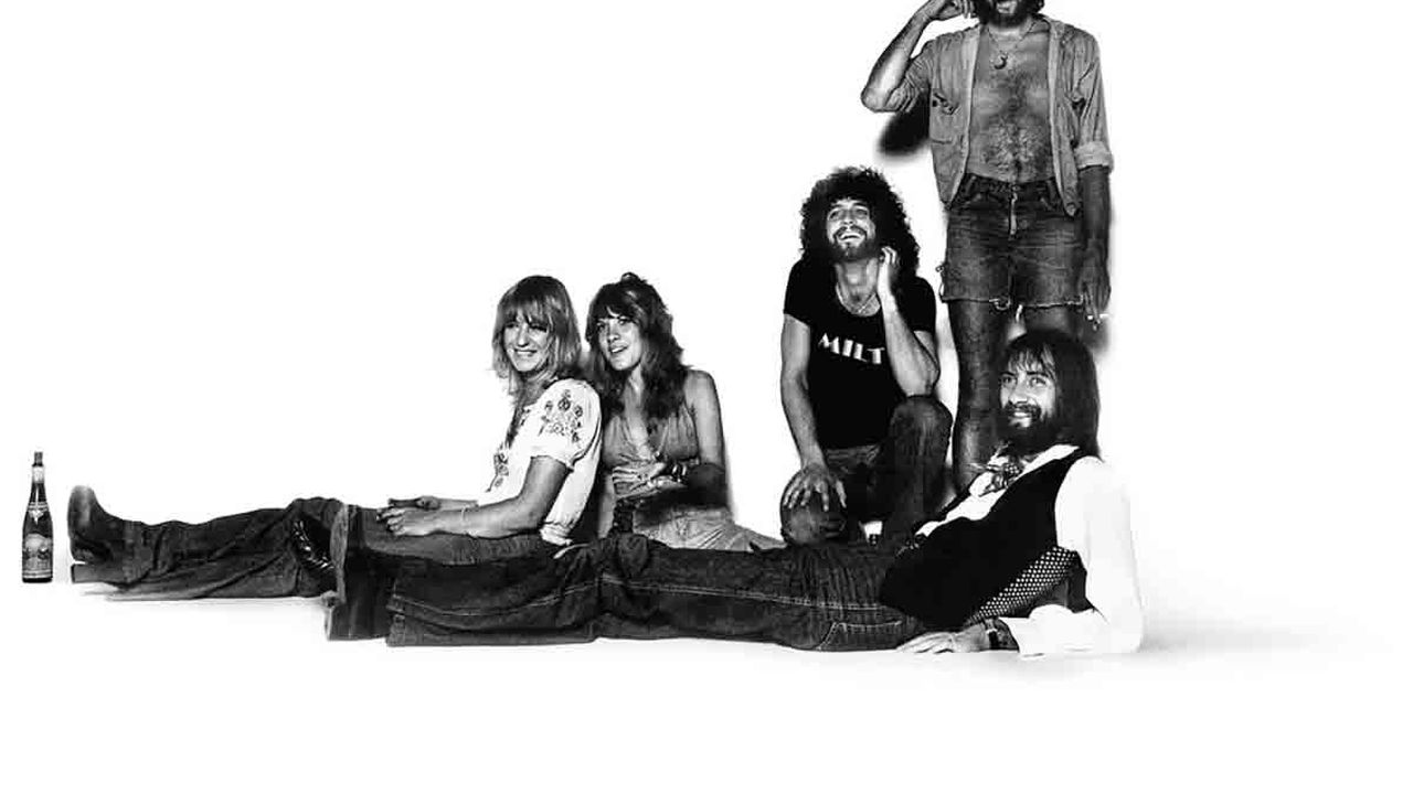 No, i Fleetwood Mac non suoneranno al compleanno di J.K. Rowling: “categoricamente falso”
