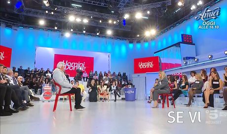Uomini e Donne, puntata di oggi 4 febbraio 2025: cos’è successo. Francesca e Gianmarco M. si baciano