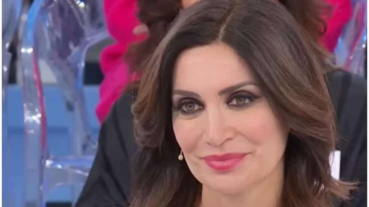 Uomini e Donne, Barbara De Santi avvistata con un noto cavaliere: l’incontro fa parlare i fan