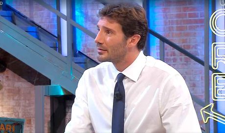 Affari Tuoi, Stefano De Martino si commuove in diretta: la storia di Alessandra