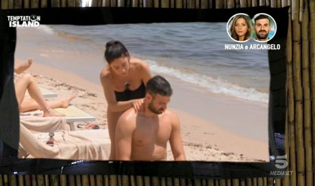 Ascolti tv lunedì 22 luglio 2019