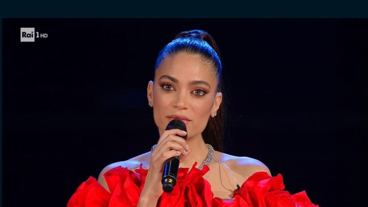 Sanremo 2021, il trionfo di Elodie tra canto e racconto di sé. E, sì, è più che all’altezza