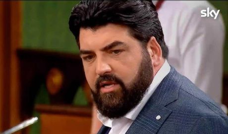 Masterchef, dichiarazione d’amore a sorpresa: la reazione di Antonino Cannavacciolo